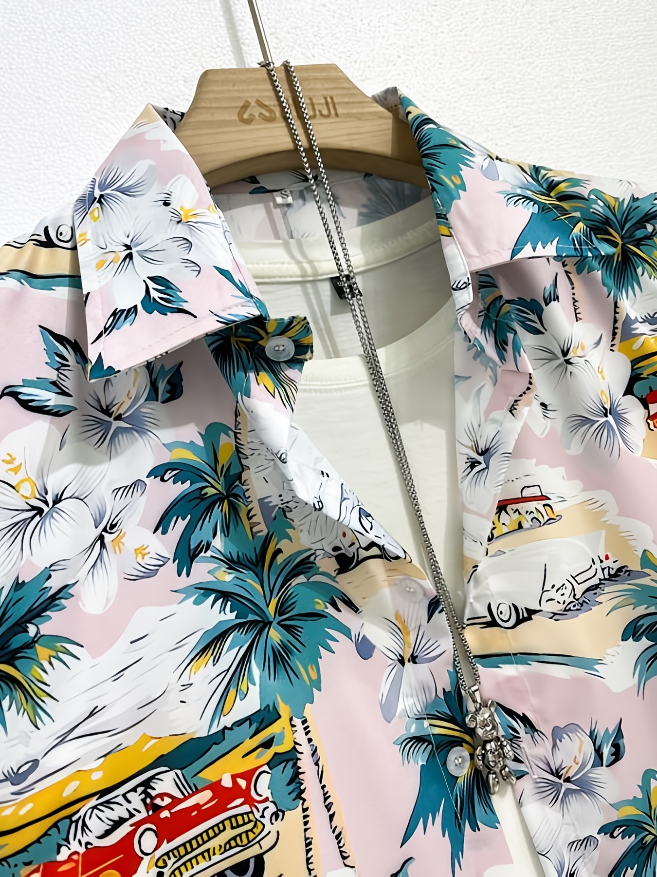 coconut tree vintage car print mens casual short sleeve shirt mens shirt for summer vacation resort details 2