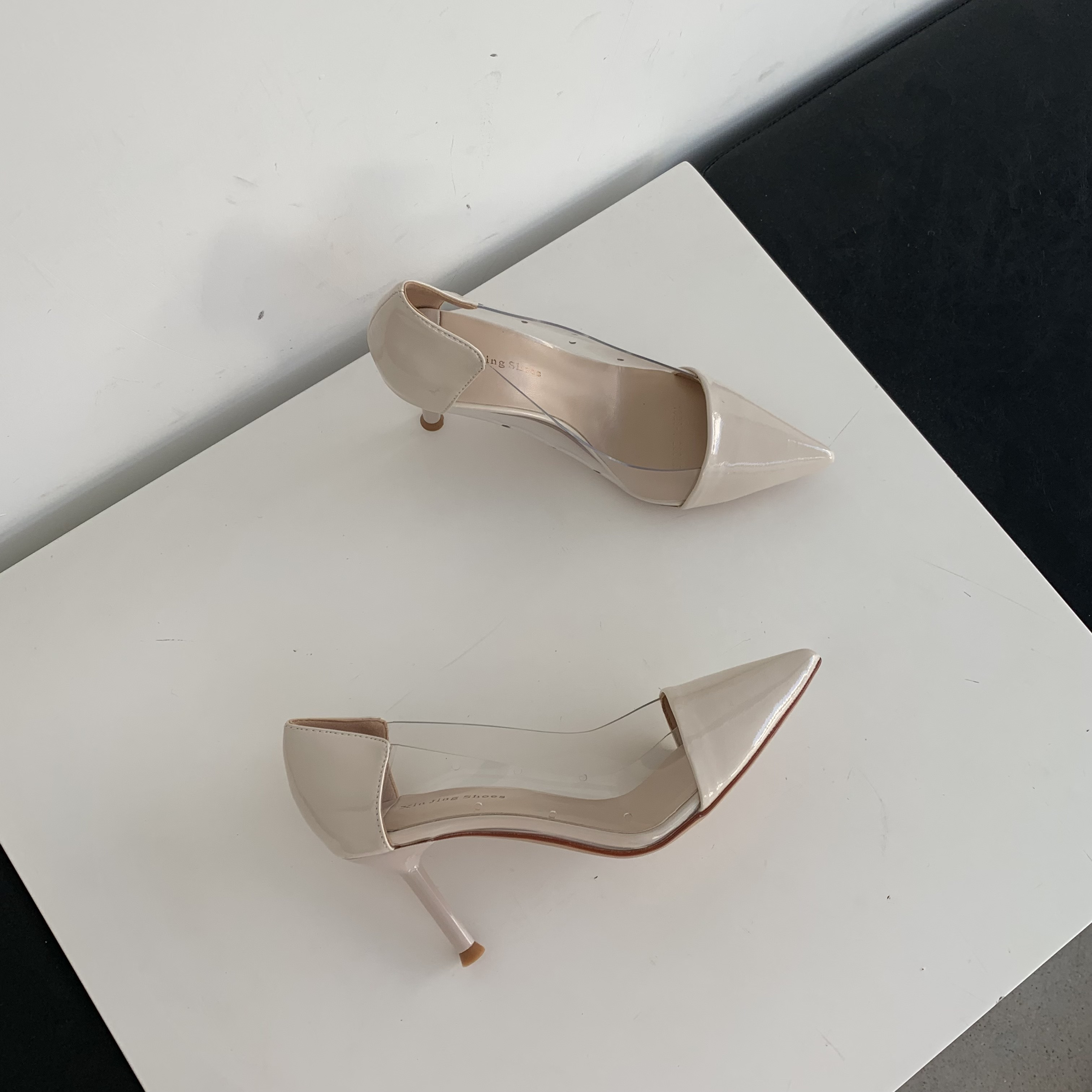 womens stiletto heeled shoes trendy point toe transparent pumps breathable slip on pumps details 11