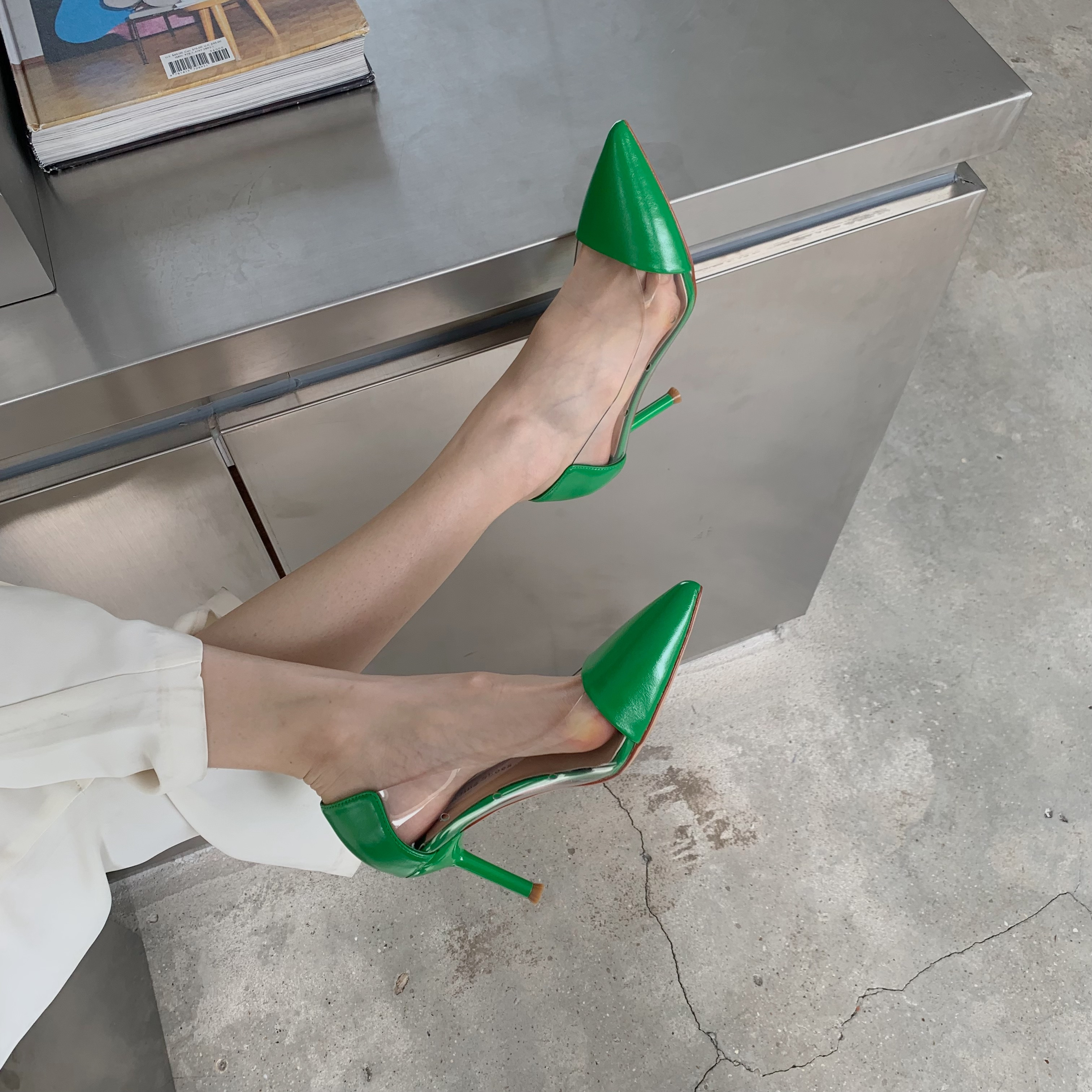 womens stiletto heeled shoes trendy point toe transparent pumps breathable slip on pumps details 15