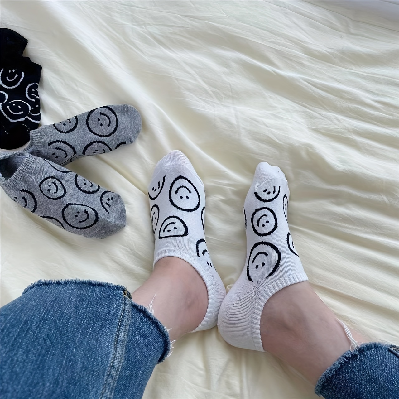 3 pairs smiling print socks soft lightweight low cut ankle socks womens stockings hosiery details 0