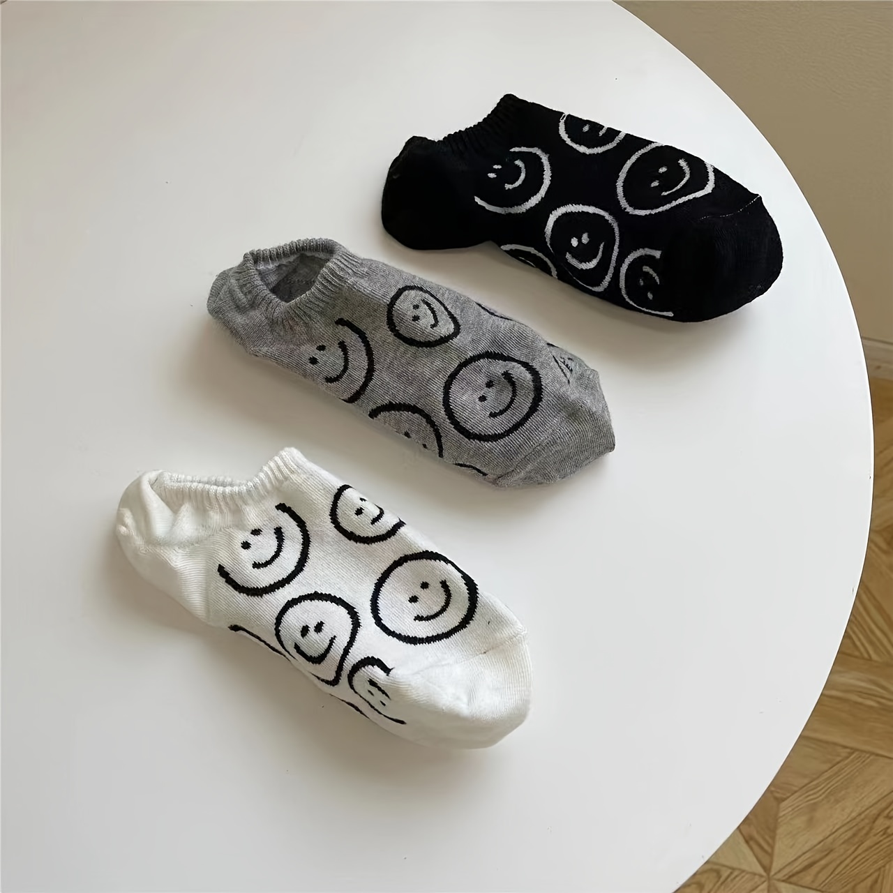 3 pairs smiling print socks soft lightweight low cut ankle socks womens stockings hosiery details 3
